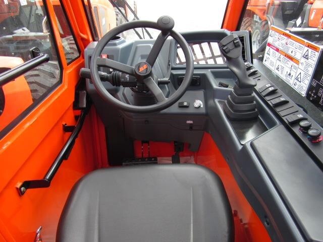 2026 JLG 519-33