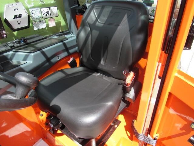 2026 JLG 519-17