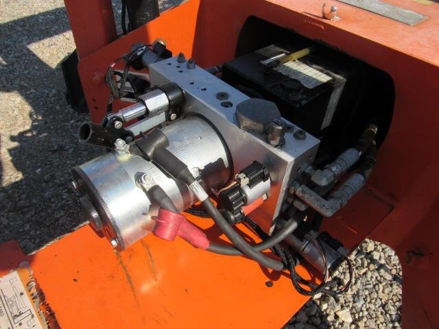 2019 JLG T350-21