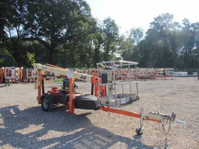 2019 JLG T350-4