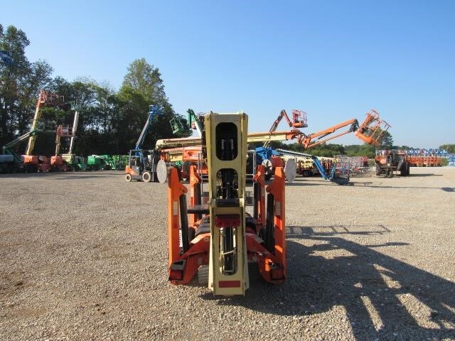 2019 JLG T350-7