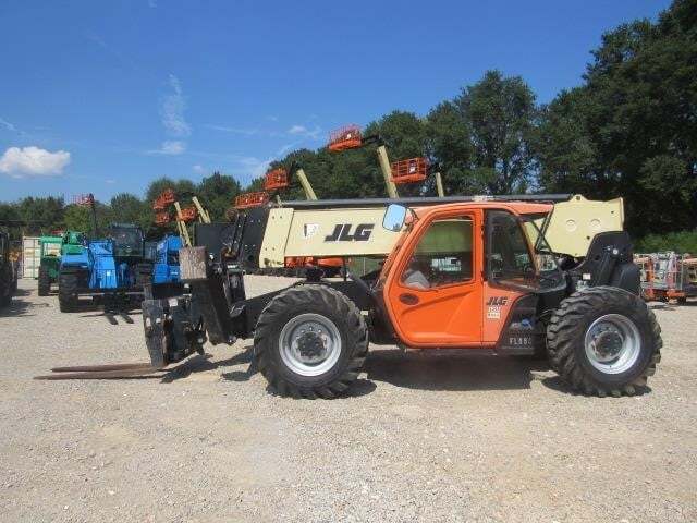 2018 JLG 1255