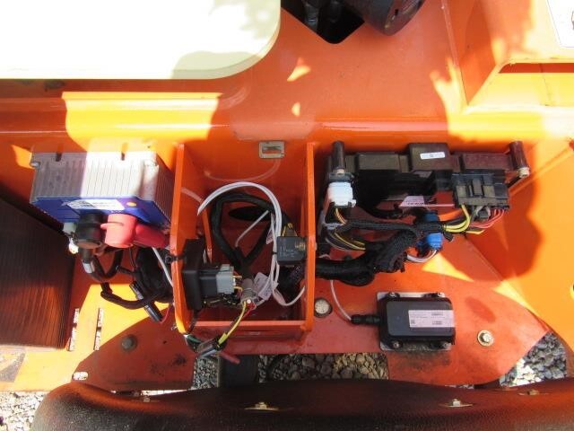 2019 JLG T350-16
