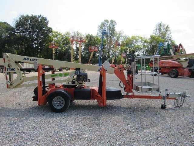 2019 JLG T350-5