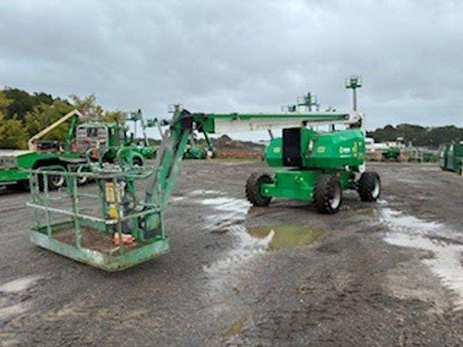 2018 JLG 800AJ