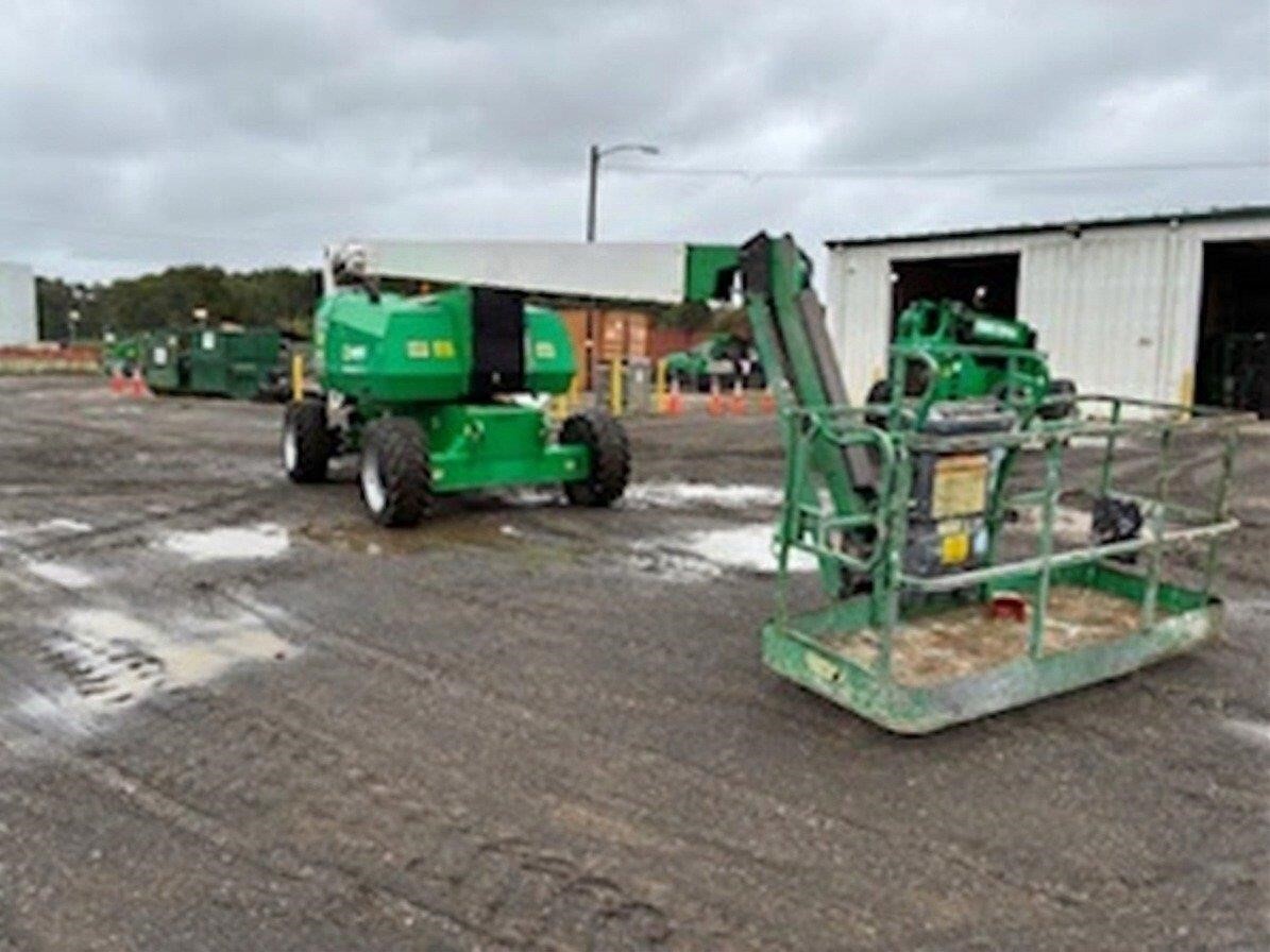 2018 JLG 800AJ-2