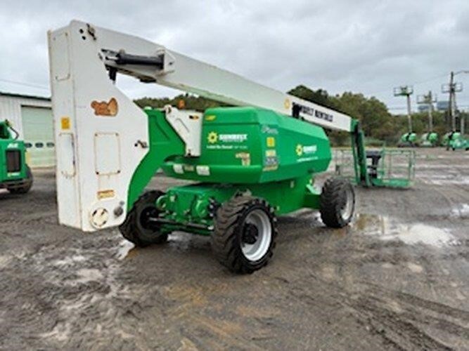 2018 JLG 800AJ-3