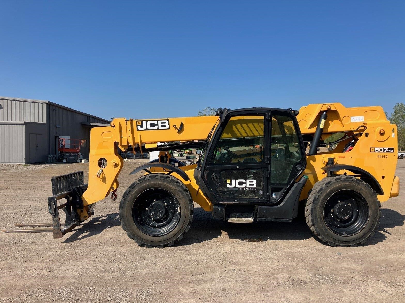 2021 JCB 507-42