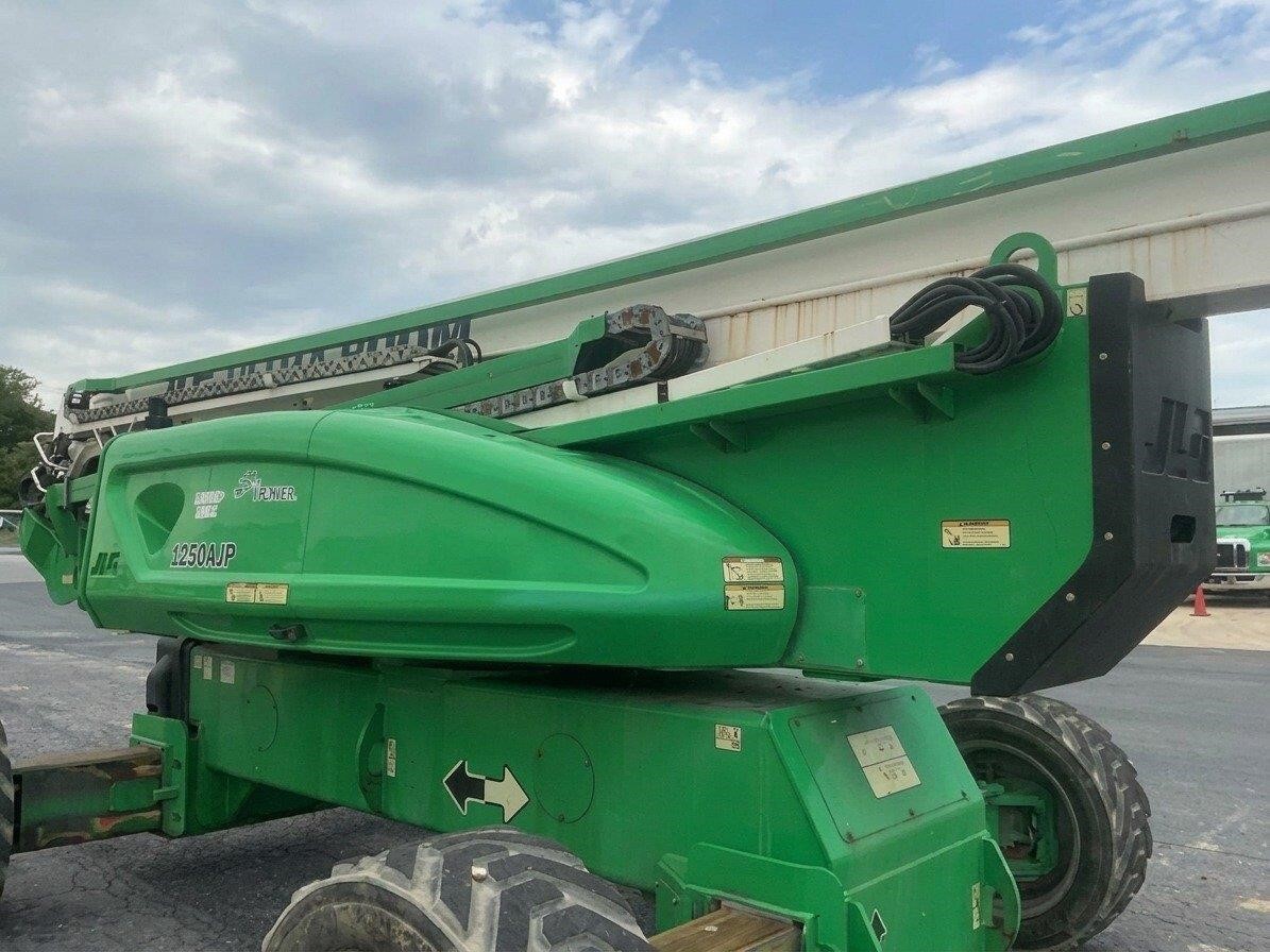 2007 JLG 1250AJP-13