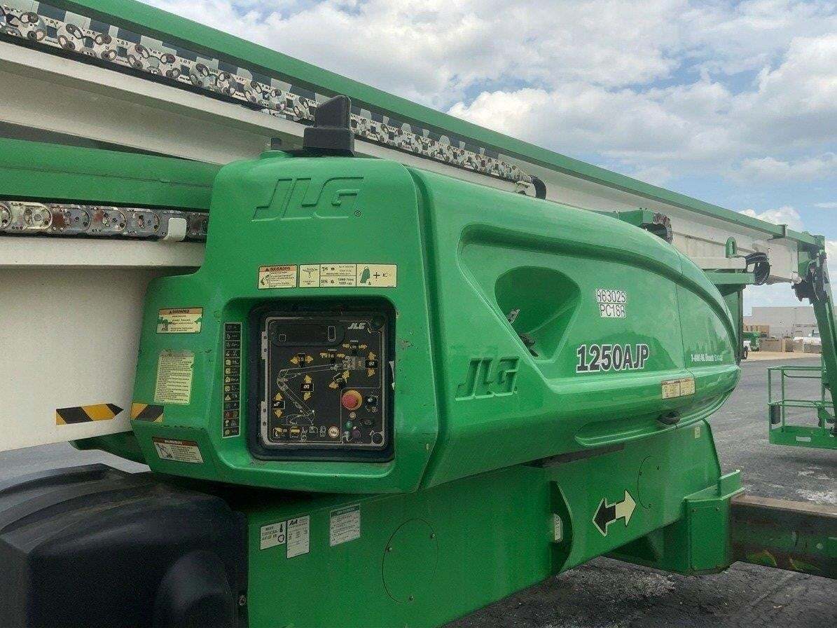 2007 JLG 1250AJP-15