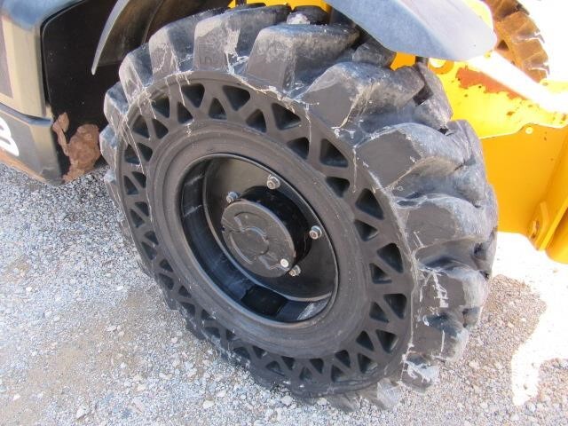 2023 JCB 510-56-11