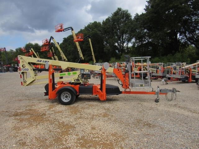 2019 JLG T350-5