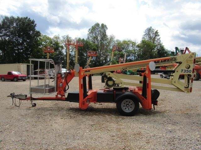 2019 JLG T350