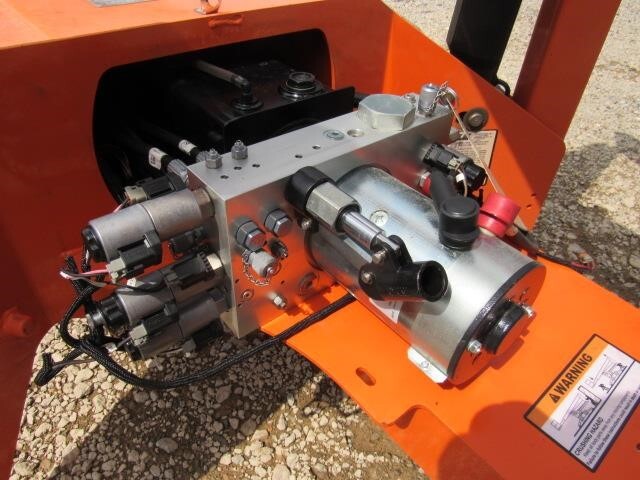 2019 JLG T350-22
