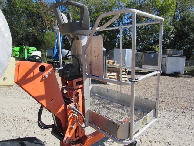 2020 JLG T350-13
