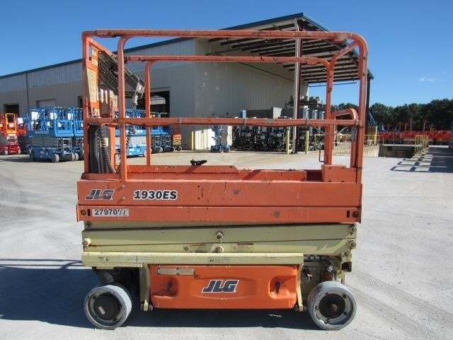 2019 JLG 1930ES