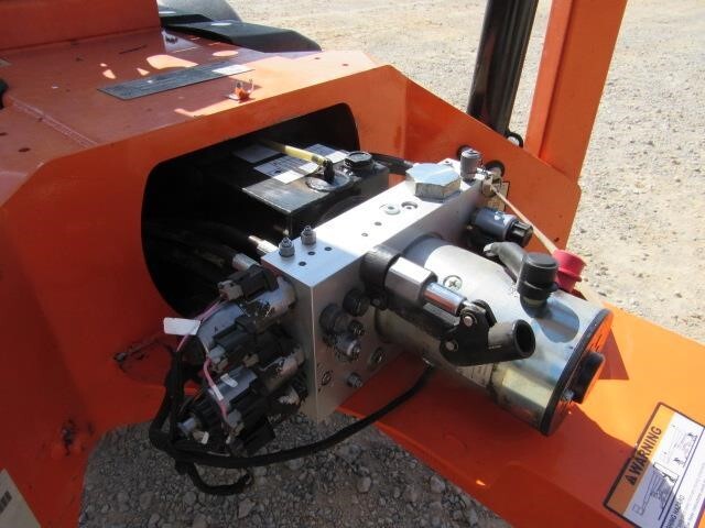 2019 JLG T350-21