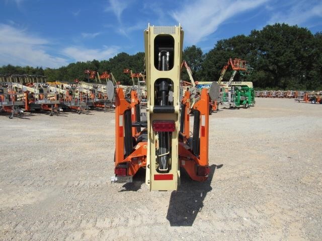 2019 JLG T350-7