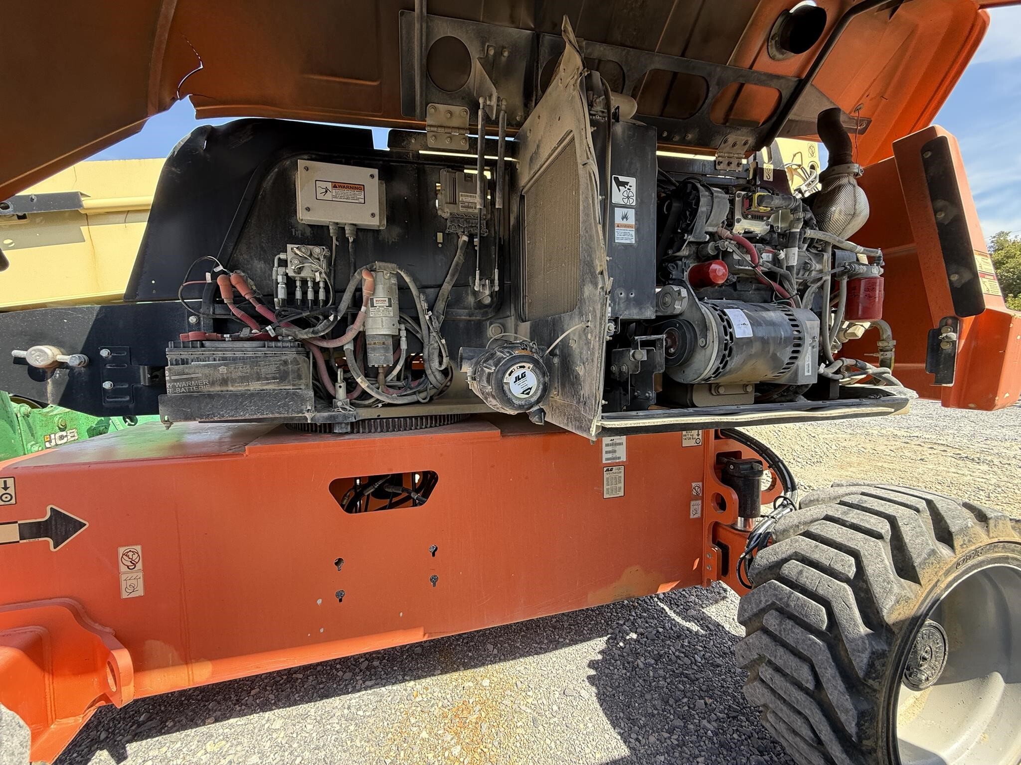 2018 JLG 660SJ-8