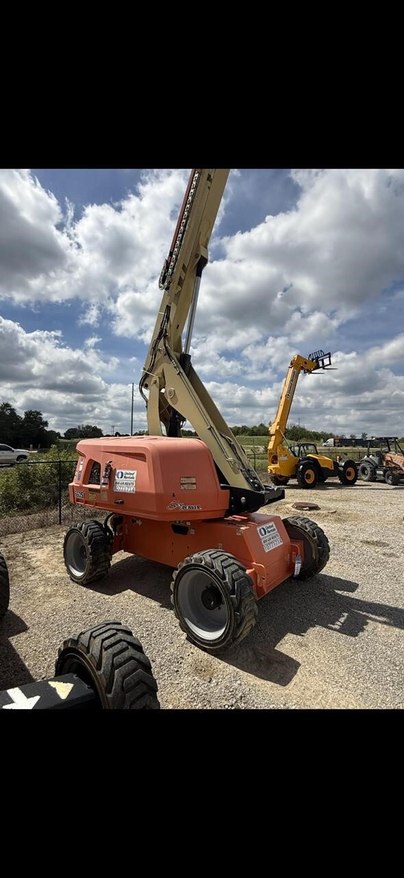 2018 JLG 660SJ-6