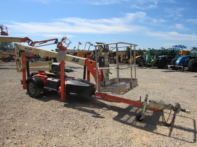 2019 JLG T350-4