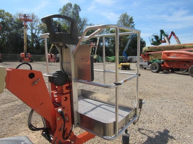 2019 JLG T350-12