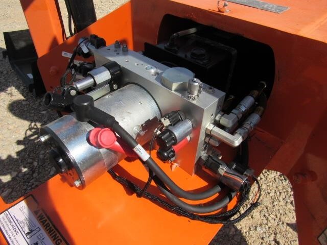 2019 JLG T350-21