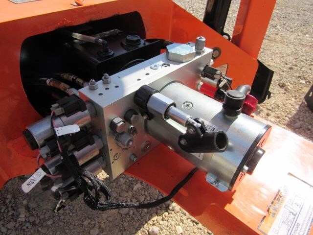 2019 JLG T350-22