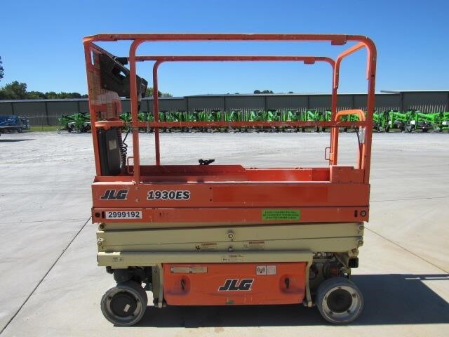 2019 JLG 1930ES