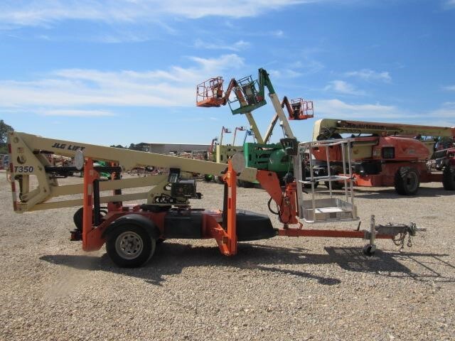 2019 JLG T350-5