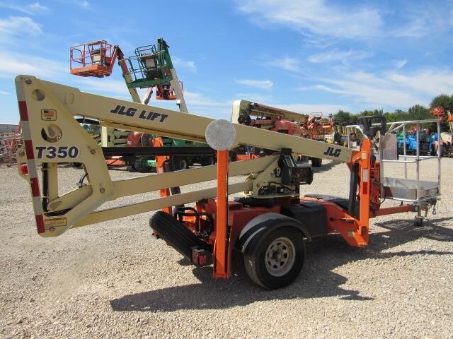2019 JLG T350-6