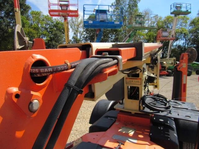 2019 JLG T350-14