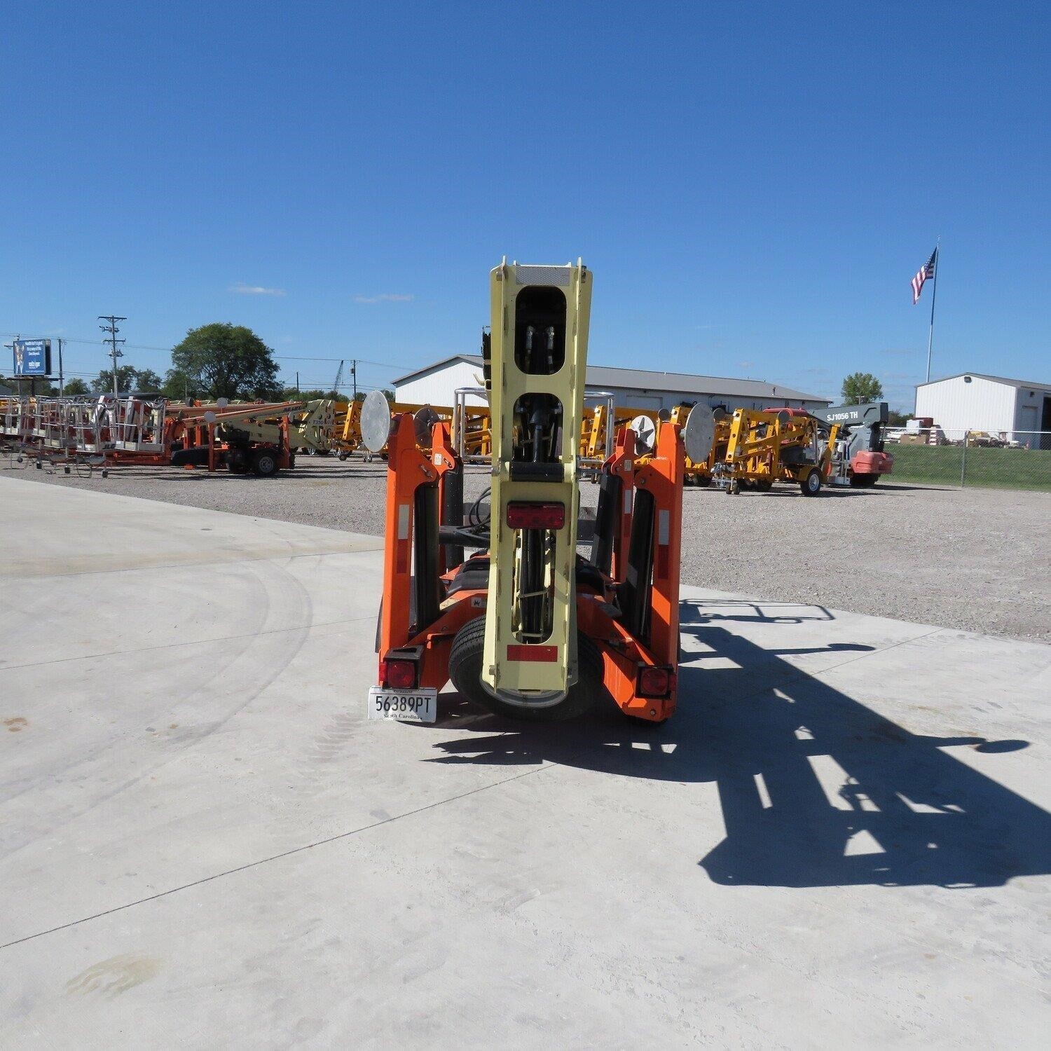2019 JLG T350-7
