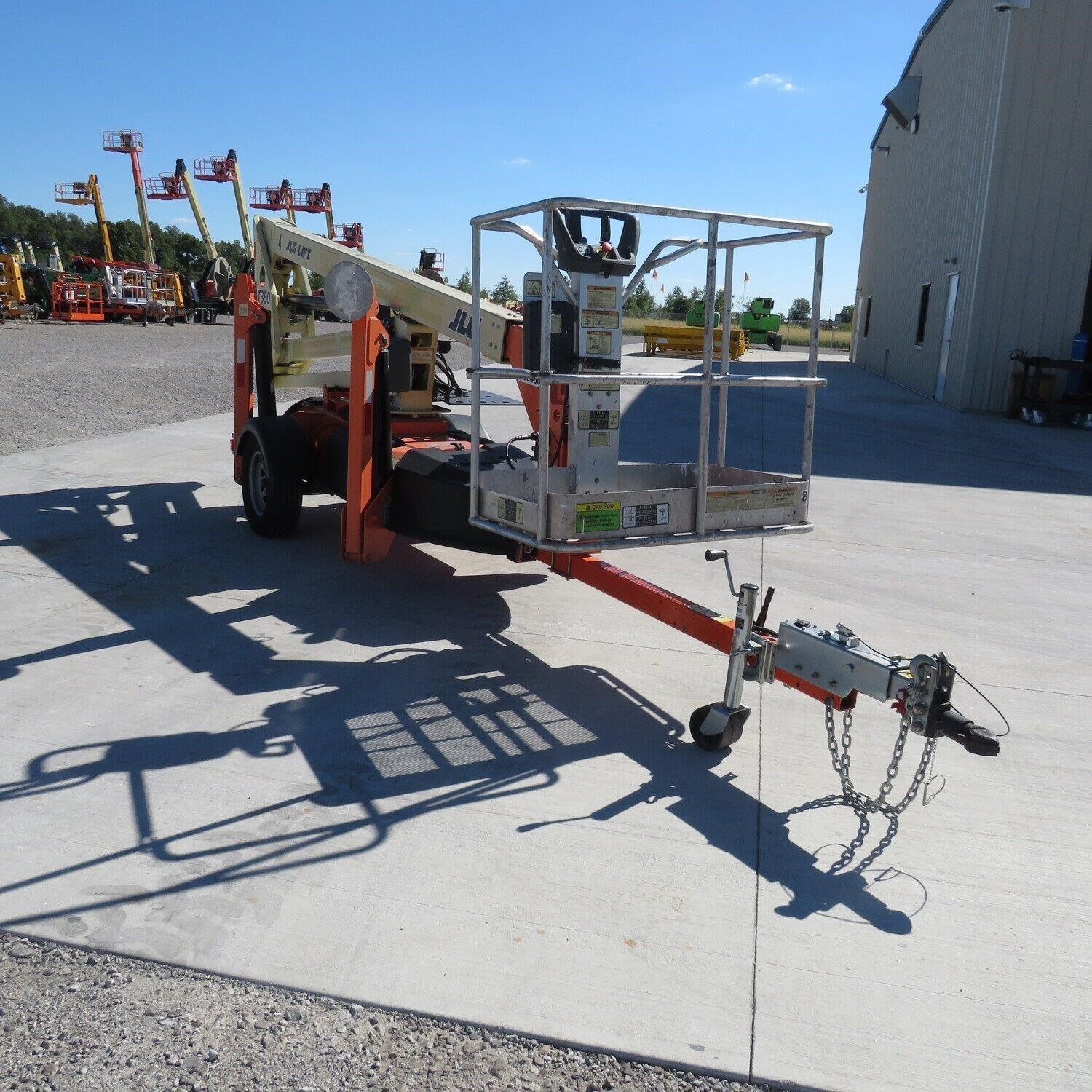 2019 JLG T350-4