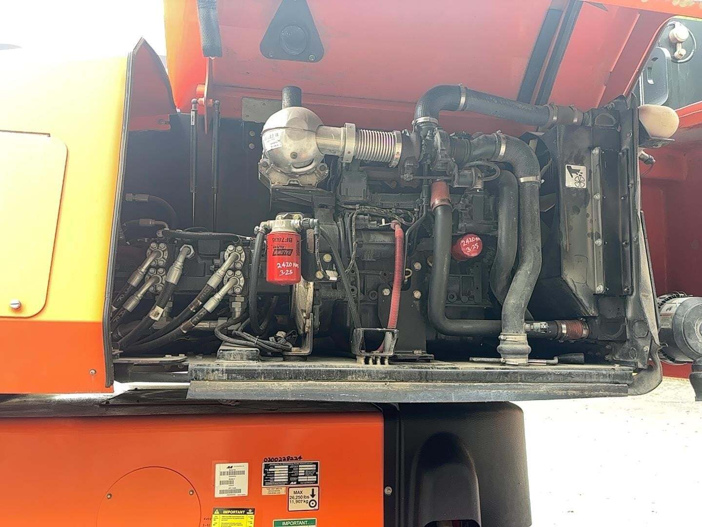 2017 JLG 1350SJP-13