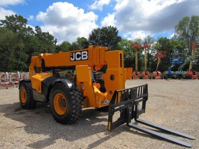 2017 JCB 514-56-4