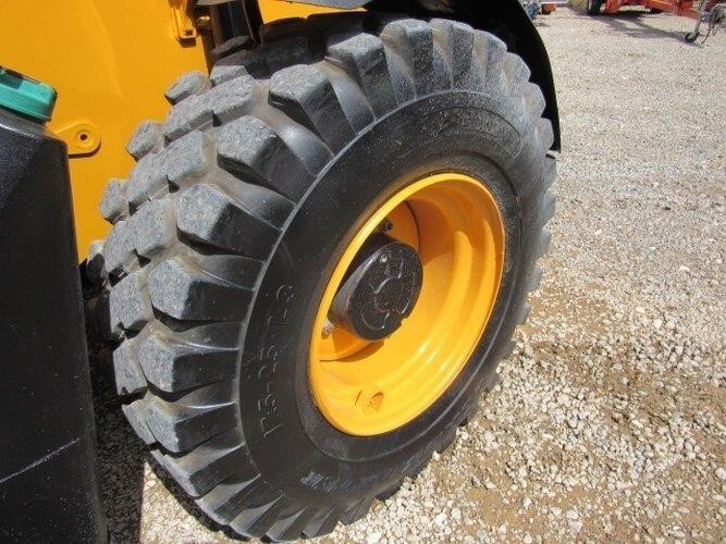 2017 JCB 514-56-12