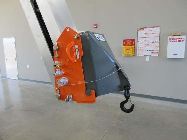 2024 JLG T500J-24