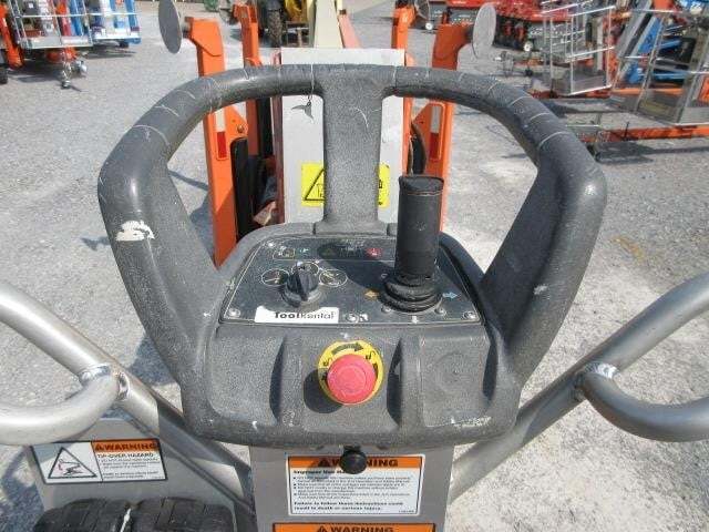 2018 JLG T500J-7