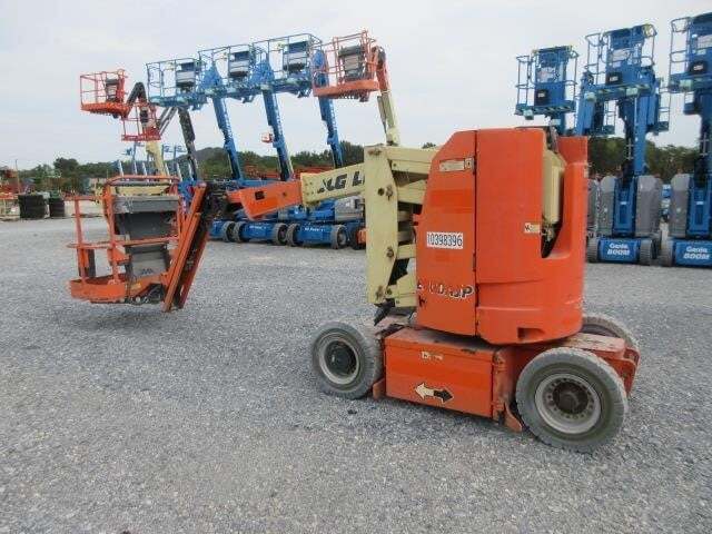 2015 JLG E300AJP-4