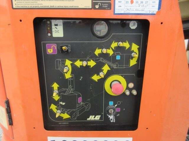 2015 JLG E300AJP-17