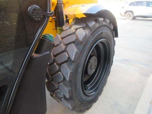 2026 JCB 512-56-11