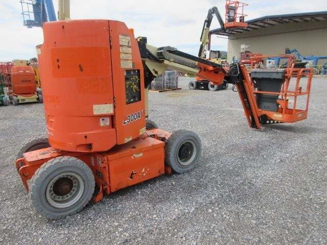 2015 JLG E300AJP-3