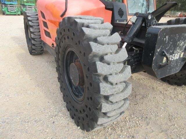 2015 JLG G9-43A-8