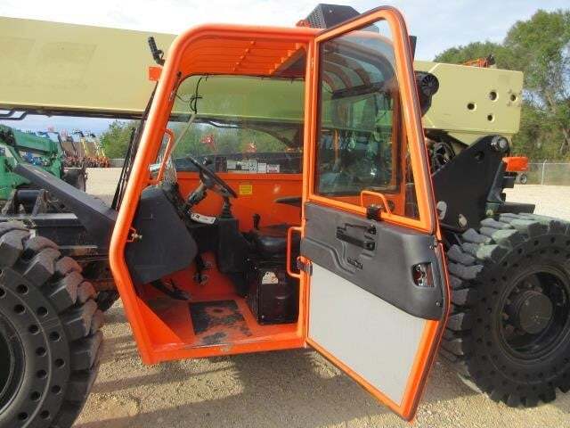 2015 JLG G9-43A-17