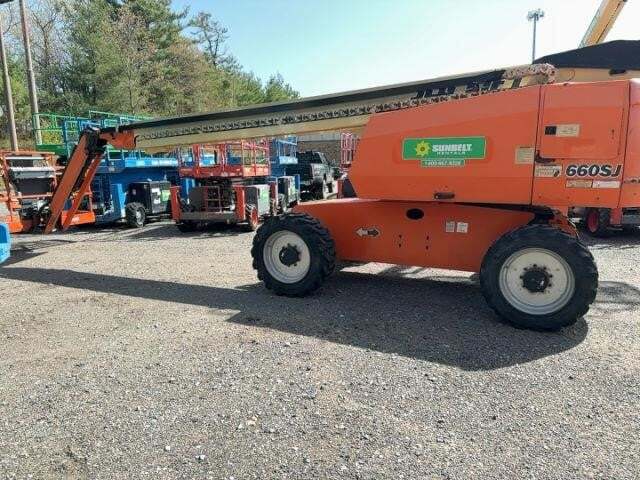2016 JLG 660SJ-8