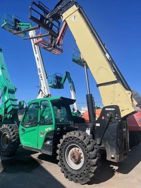 2017 JLG 1255-2