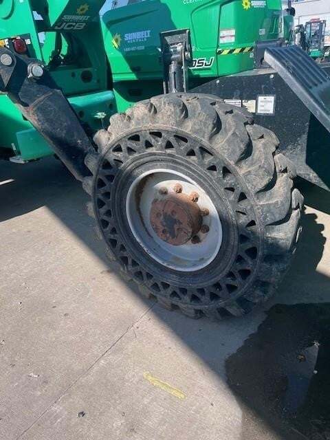 2017 JLG 1255-7