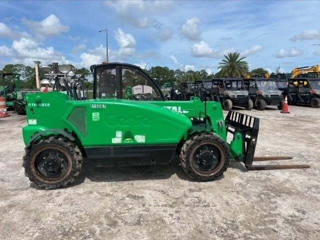 2016 Genie GTH-5519-3