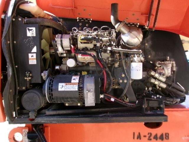 2016 JLG 660SJ-15